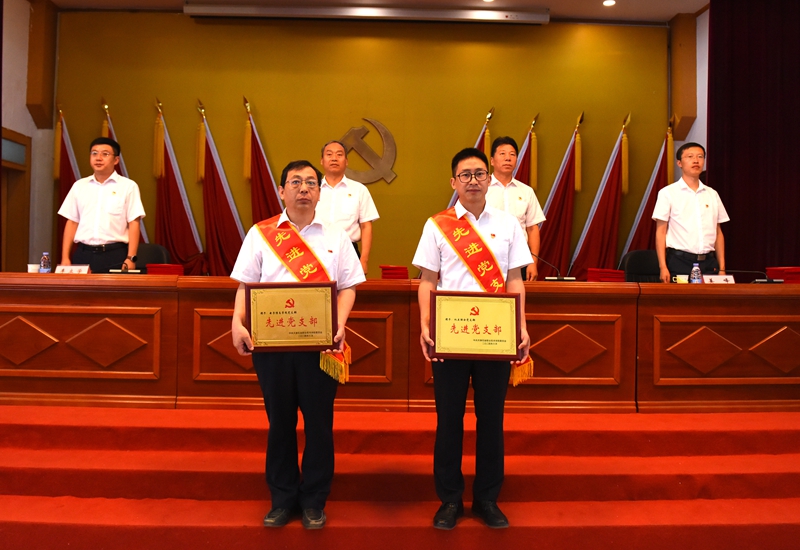 奖1.jpg