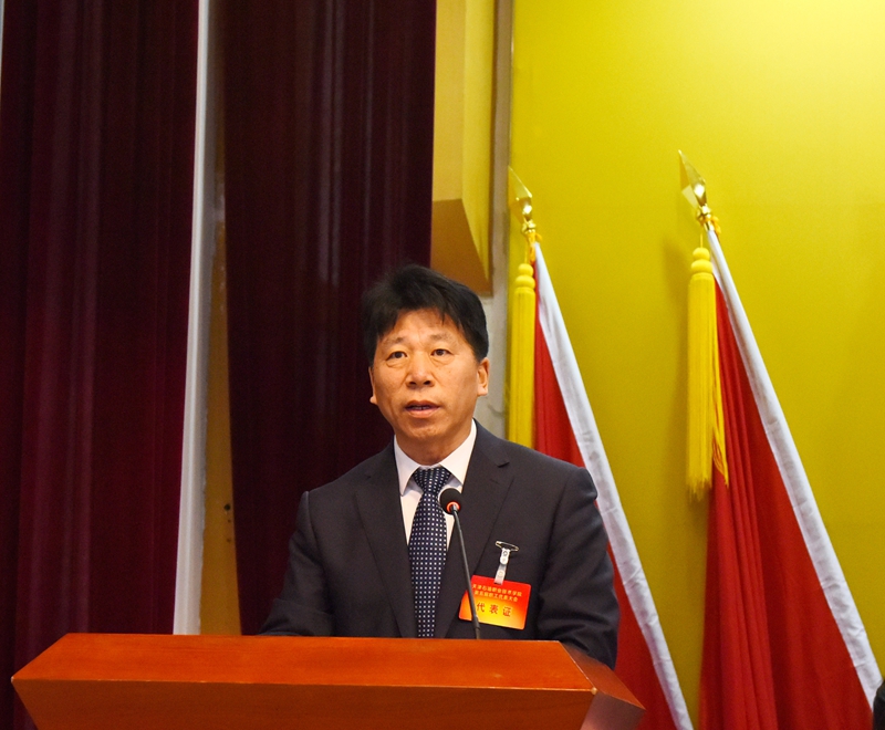 做报告.JPG
